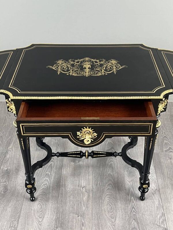 Table de salon à volets de style Napoléon III, XIXe siècle
