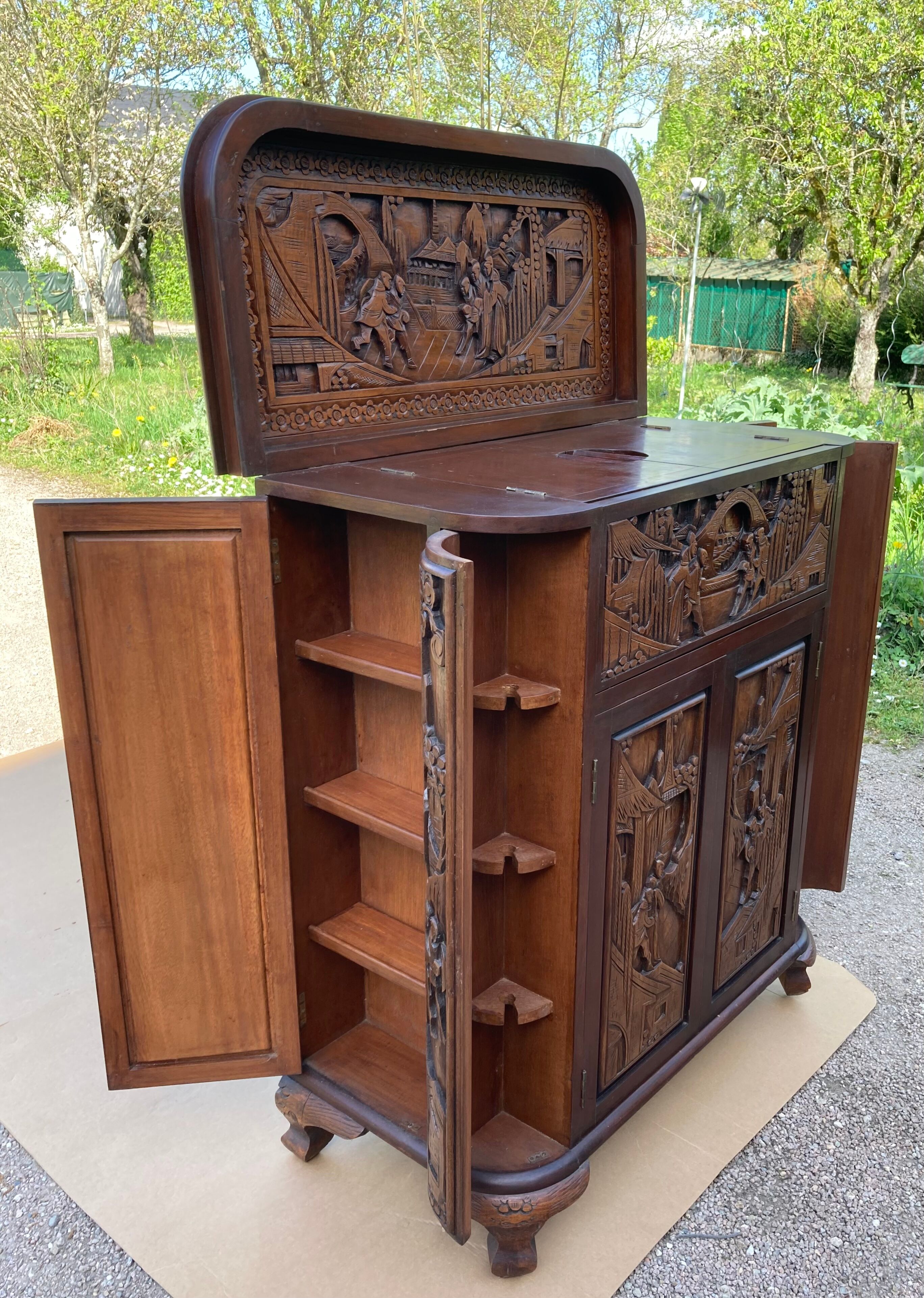 Bar origin Asia fully carved