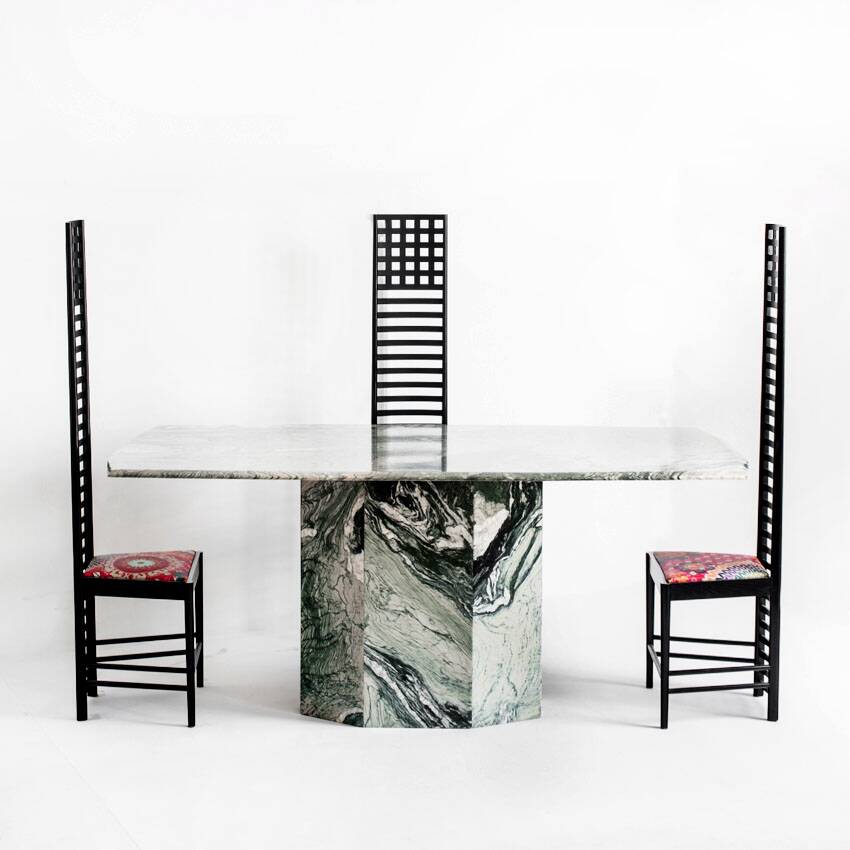 Vintage dining table in green and white veined marble. Completely restored. Italy, 90's