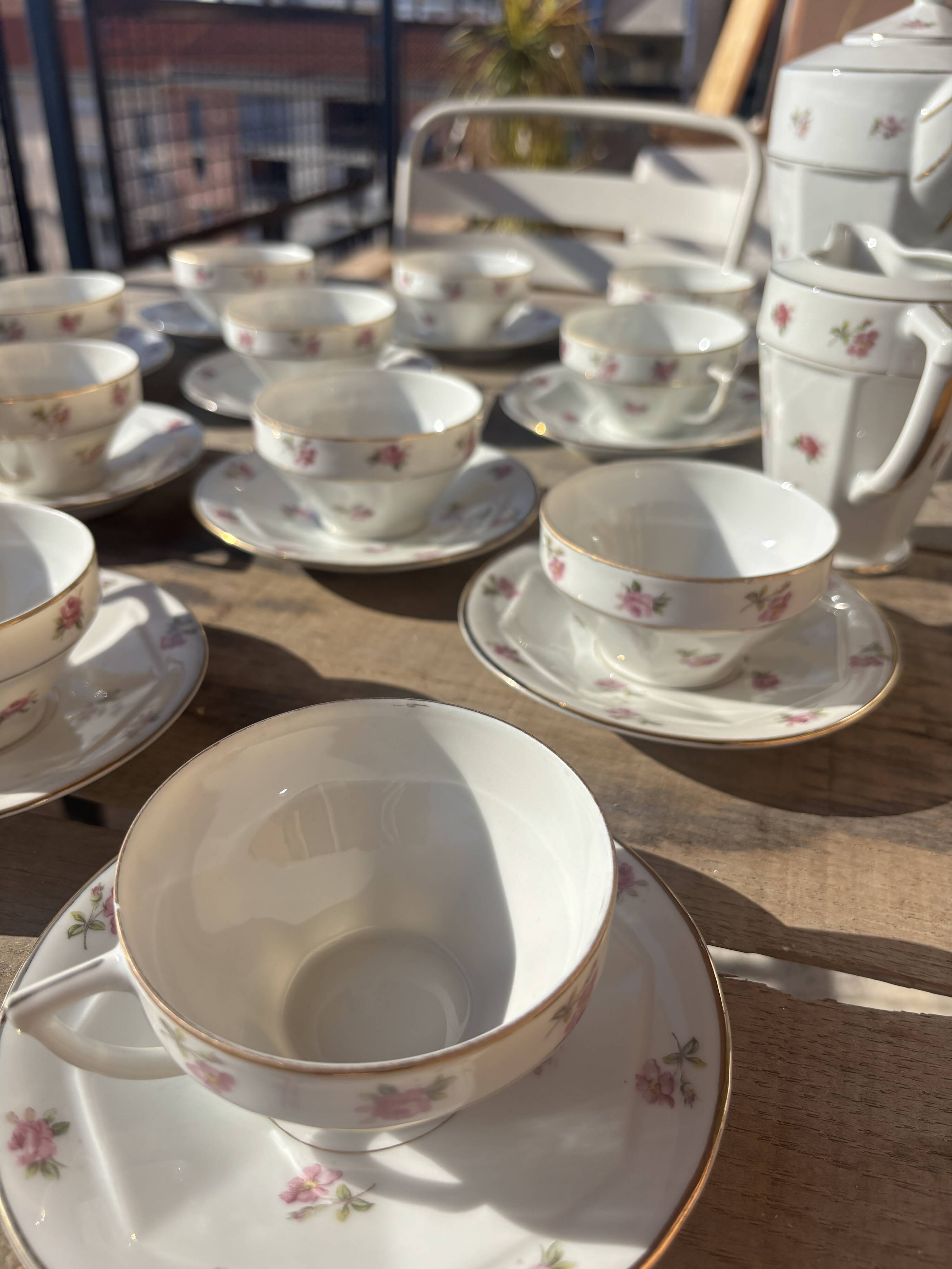 Frélon Frères service – vintage French porcelain – 26 perfect pieces