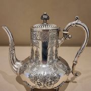 Cafetière ancienne en métal argenté – XIXe siècle