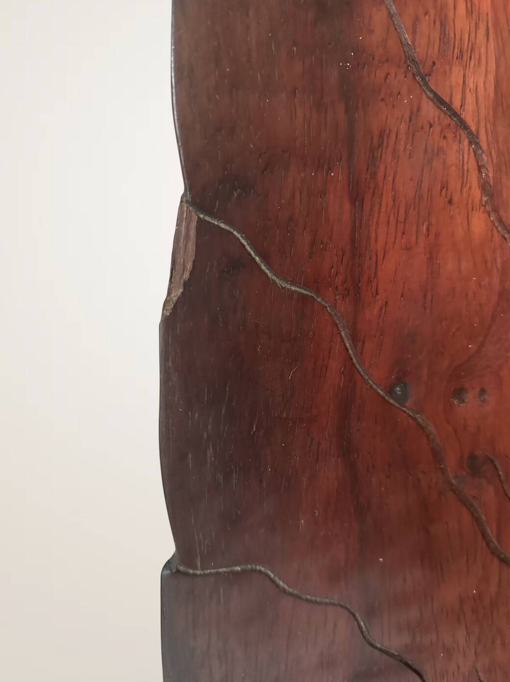 XXL wooden pocket tray in the shape of a leaf