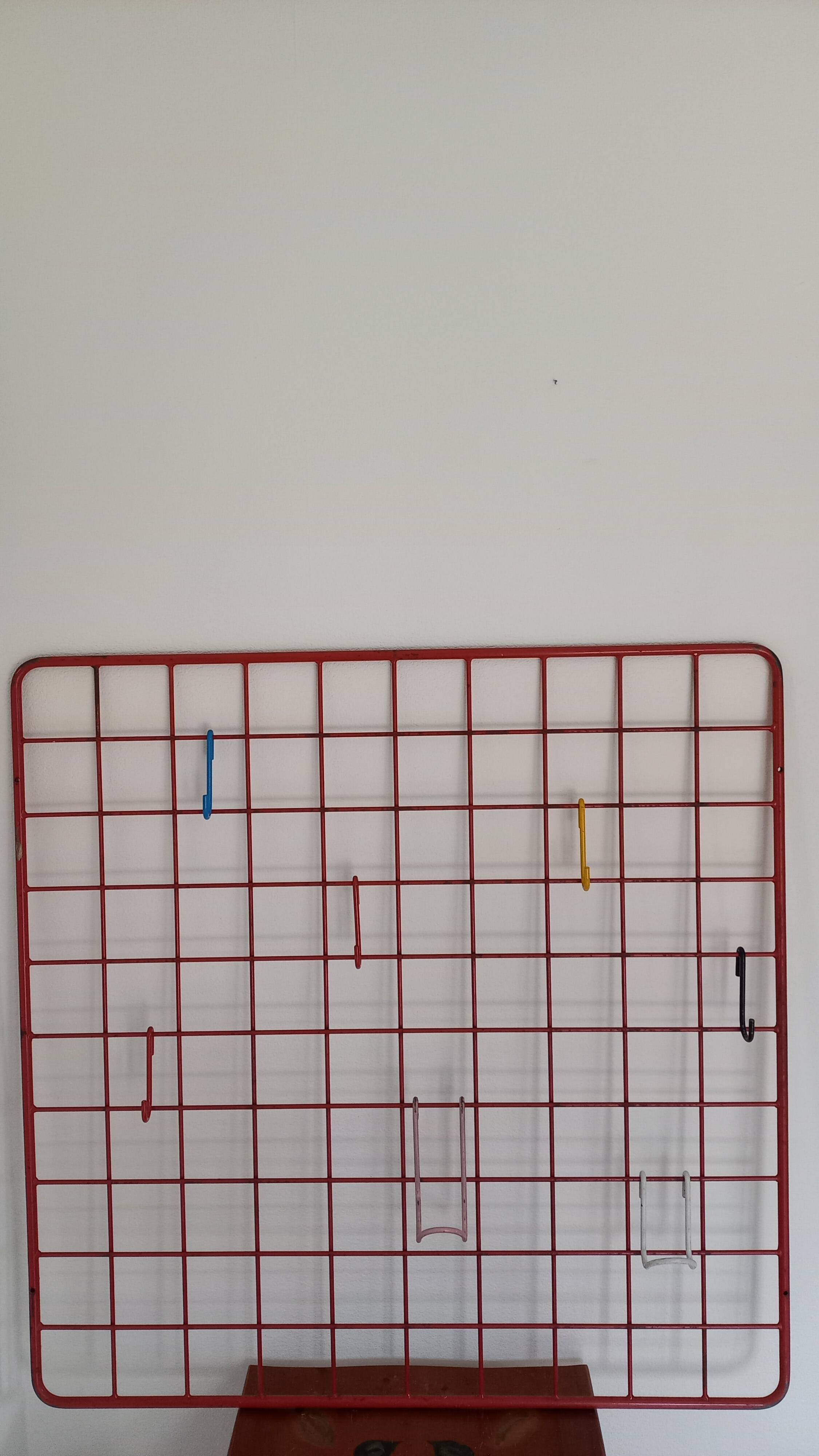 Porte manteau vintage grille par Karl Fichtel des années 60