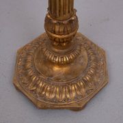 Lampadaire italien rococo en bois doré, années 1950