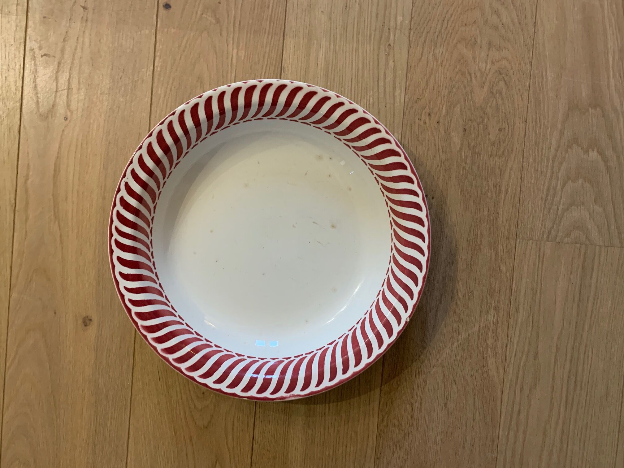 Round hollow flat model Jacquot Faience Digoin Sarreguemines