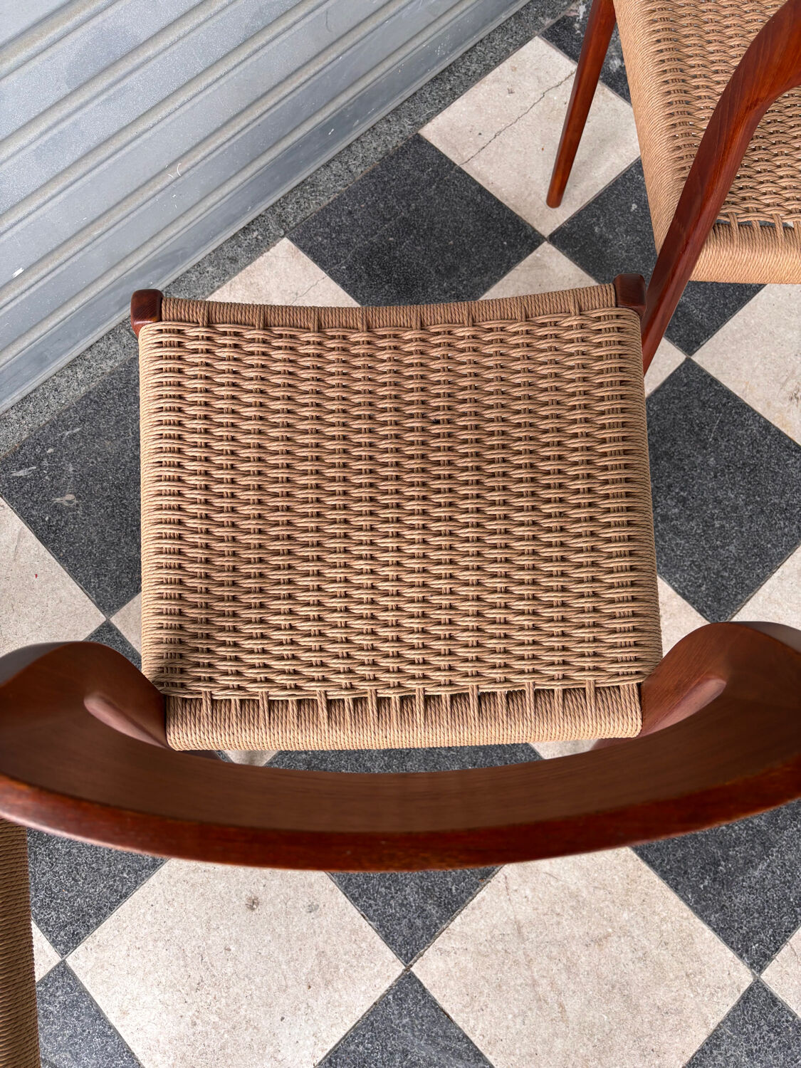 Set of 4 Møller 71 chairs