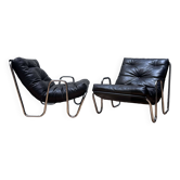 Paire de fauteuils vintage en simili-cuir noir et métal chromé, France 1970