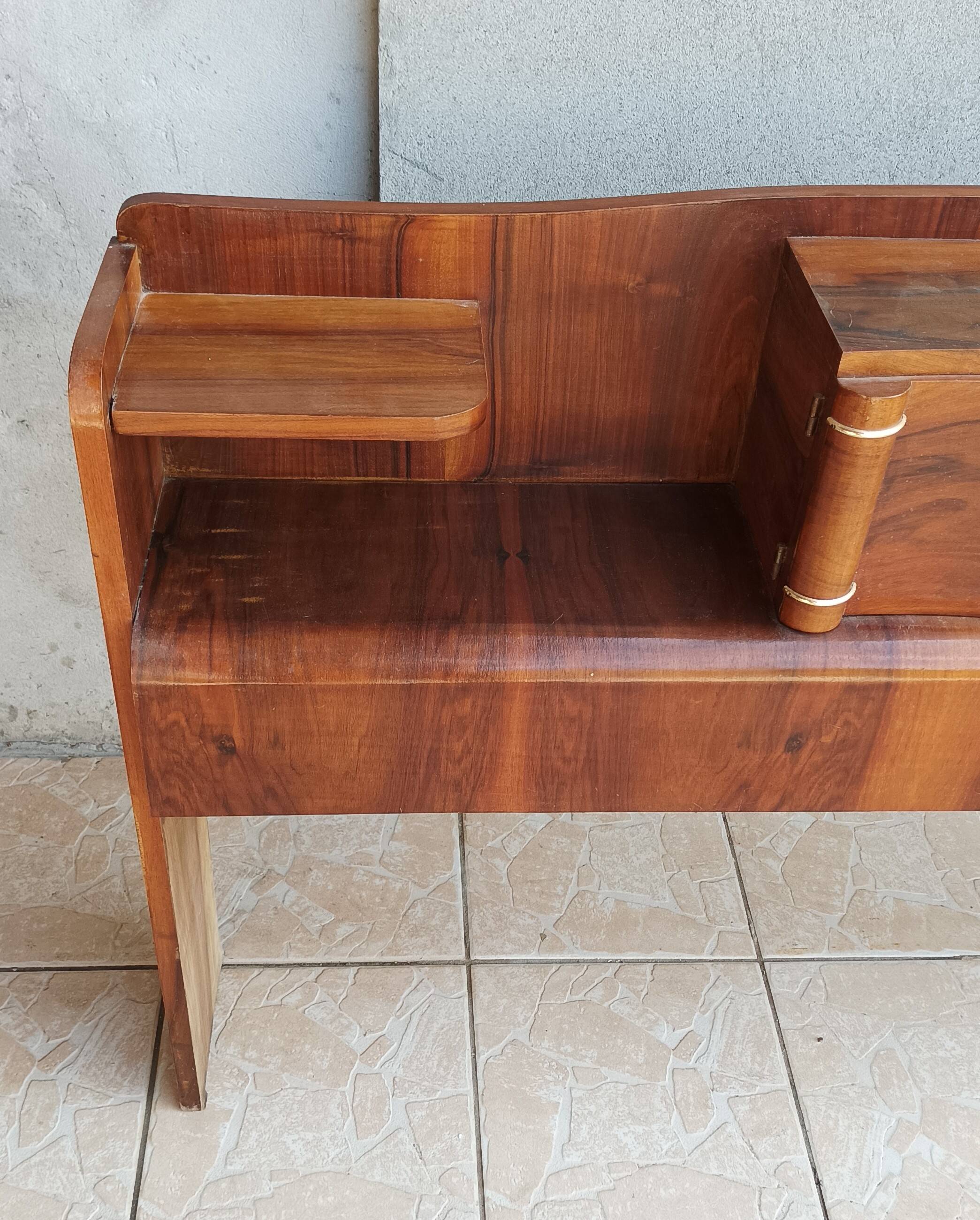 Cozy Art Deco headboard in burr walnut