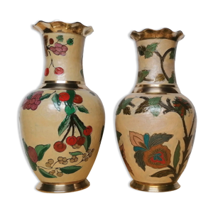 Paire de vases en laiton
