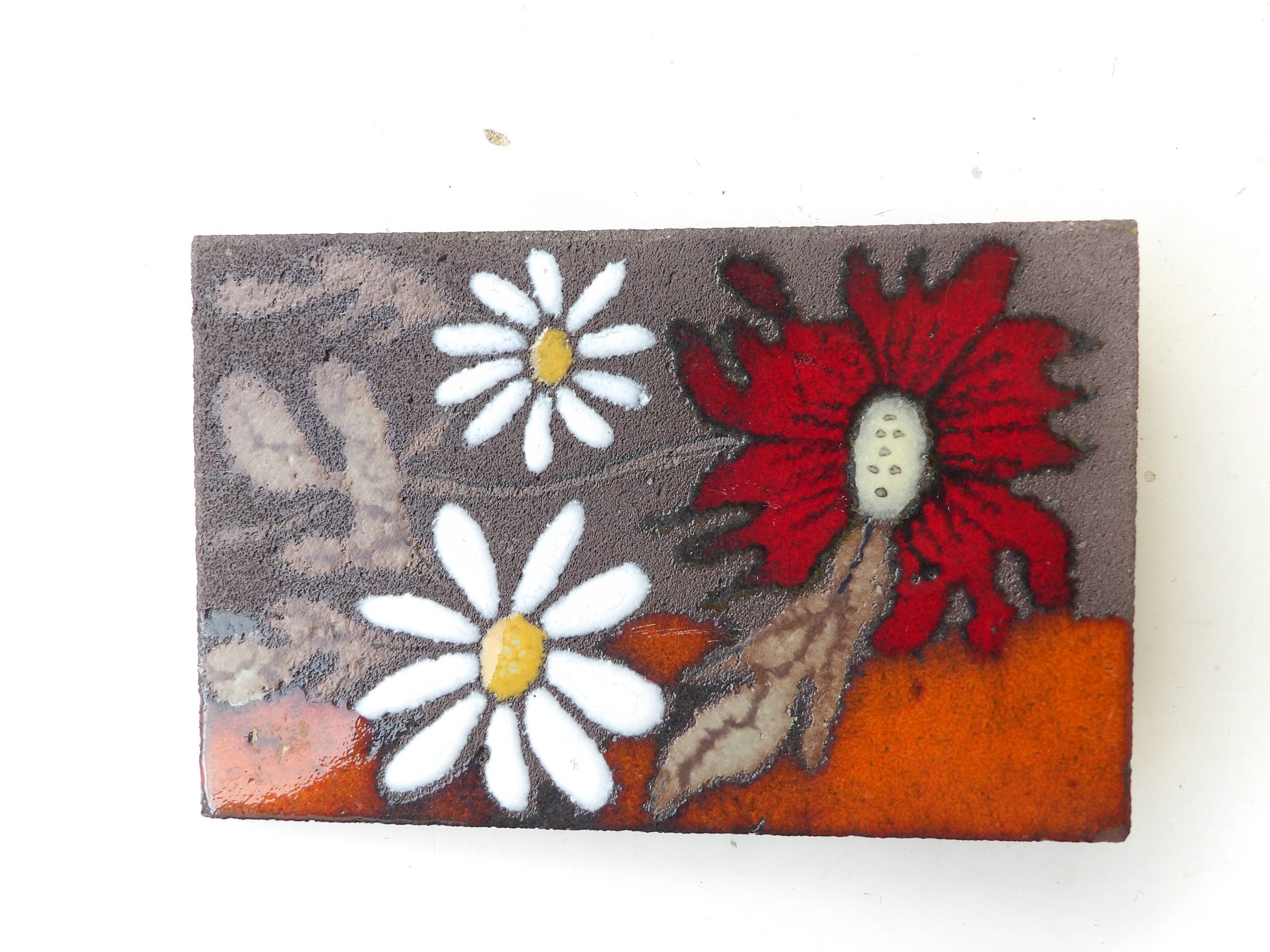 enamelled lava plate
