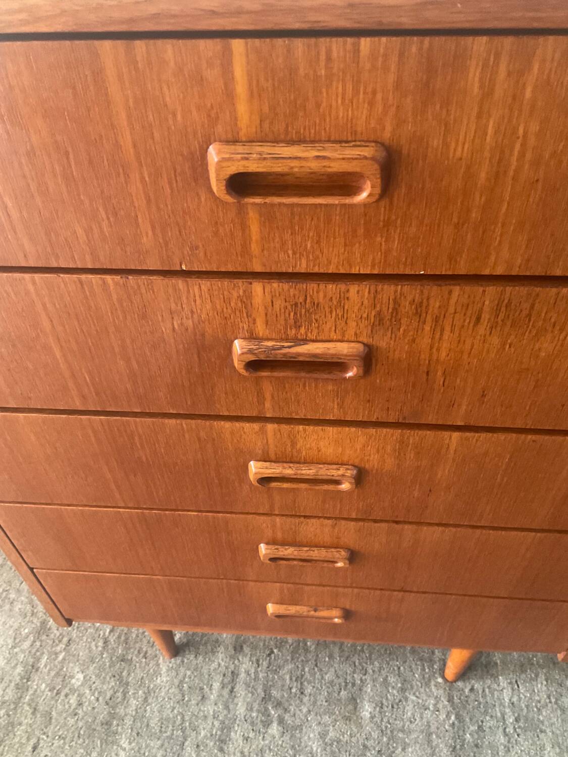 Danish teak chiffonier chest of drawers with 5 drawers