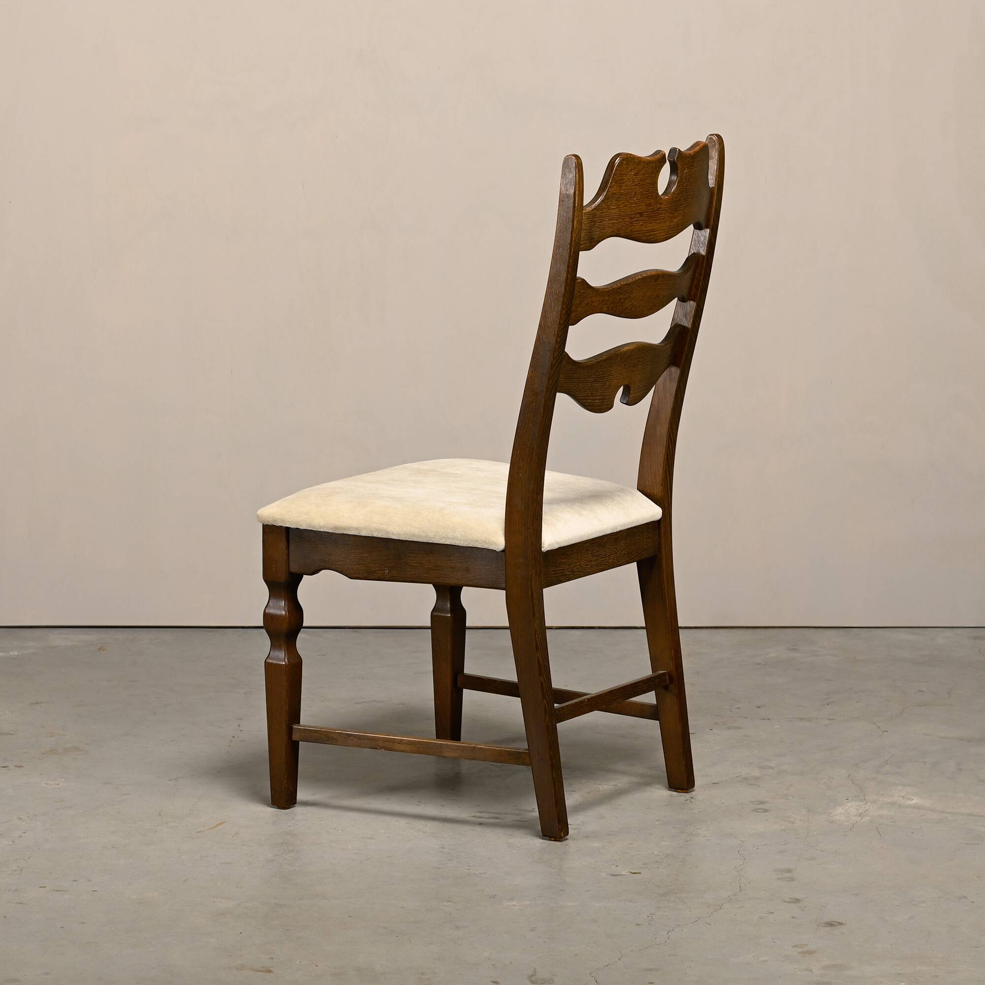 Henning Kjærnulf vintage set Razorblade Dining Chairs High Back, Denmark