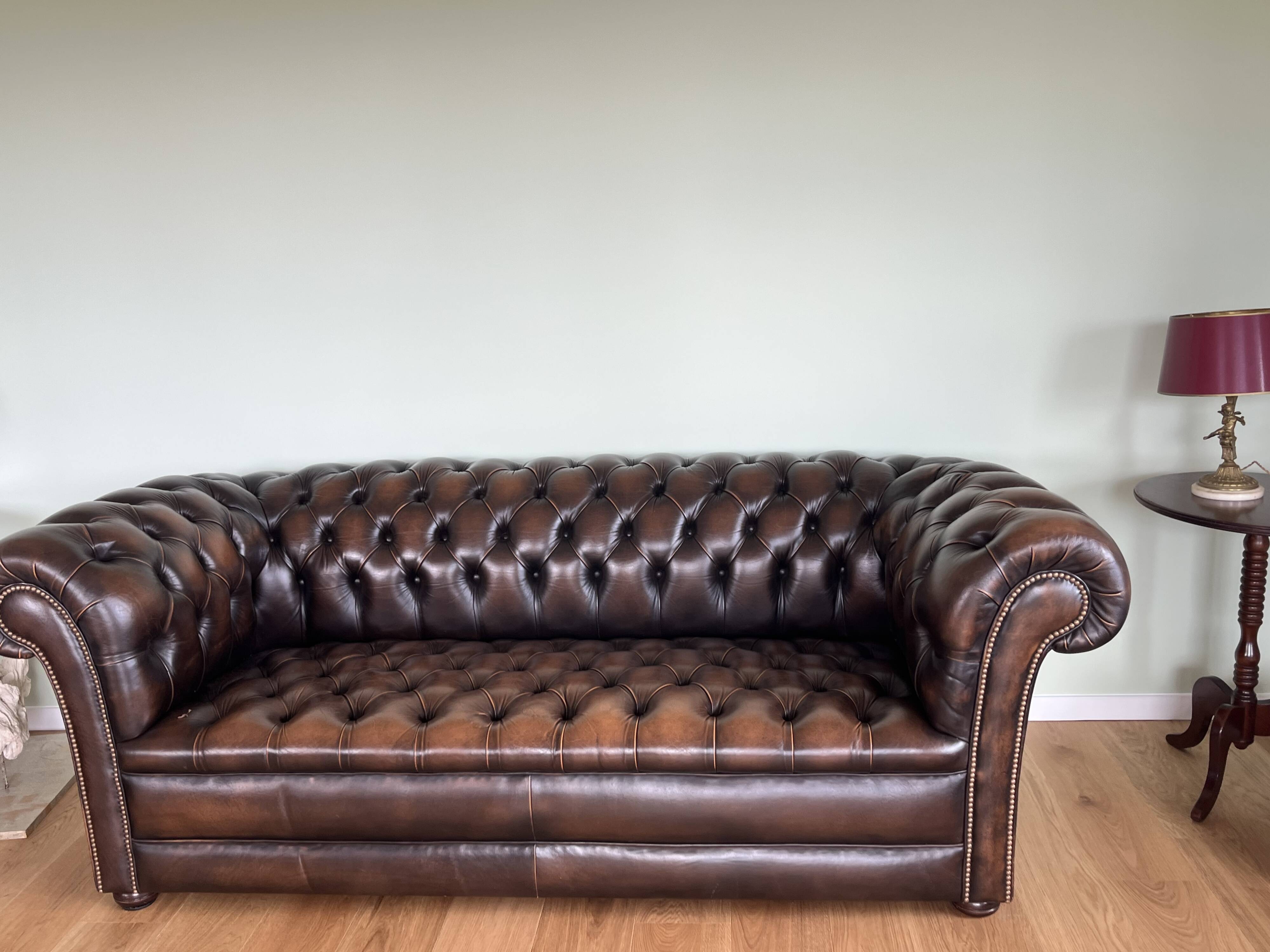 Chesterfield 3-seater sofa - Marway - genuine leather