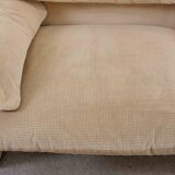 Maralunga 3-seat Sofa in beige by Vico Magistretti for Cassinaa, Italy