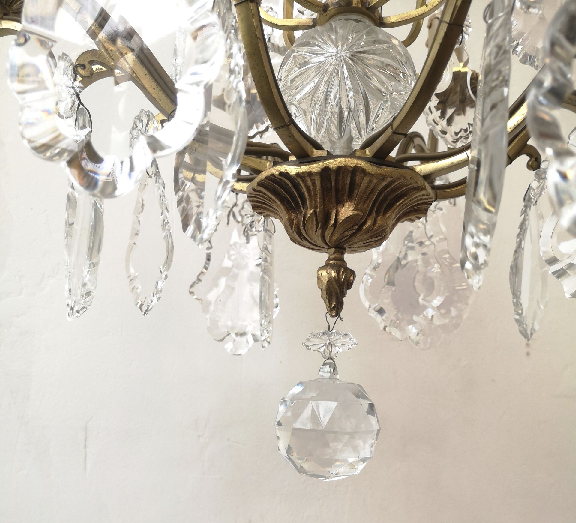 Lustre baccarat stamp cage 8 fires