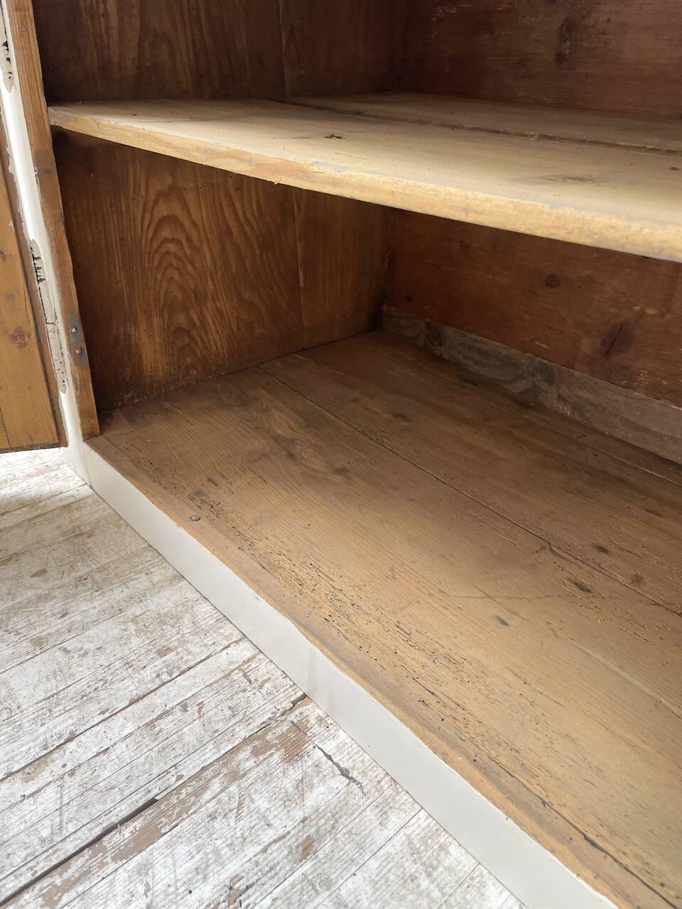 White patina sideboard craft furniture