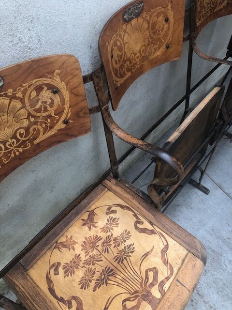 Triple show chair 1920/1930