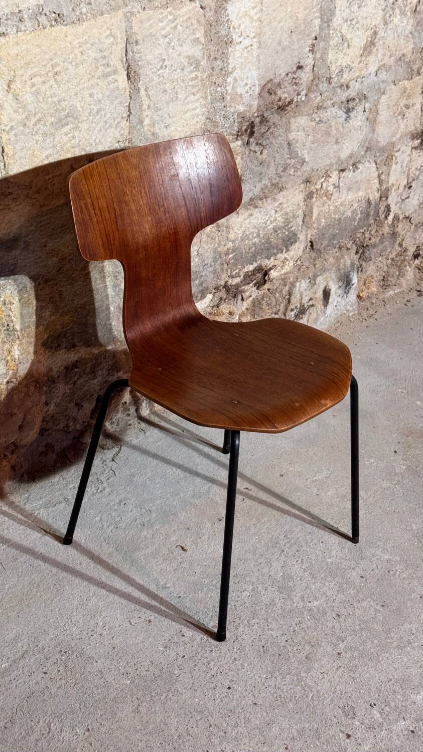 Arne Jacobsen Chair - Hammer