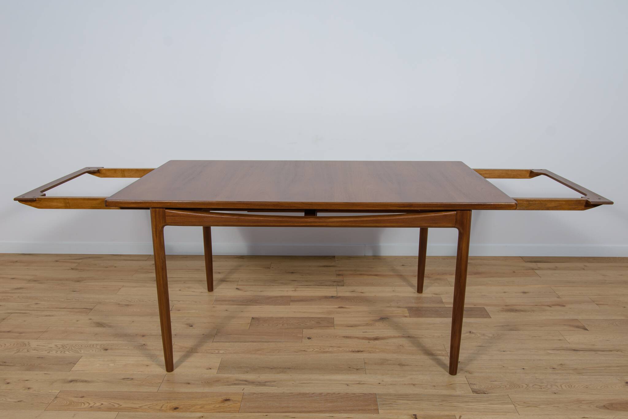 Mid-Century Dining Table by Ib Kofod Larsen for G-Plan, 1960s