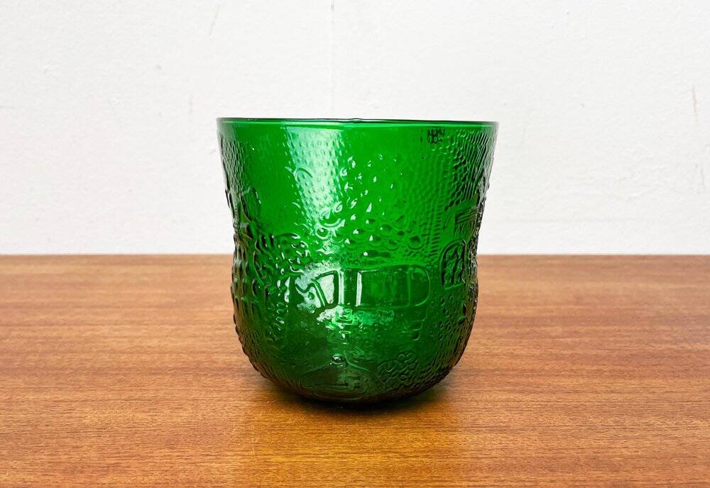 Mid-century Fauna decorative glass vase by Oiva Toikka for Arabia, Finland, 1960s