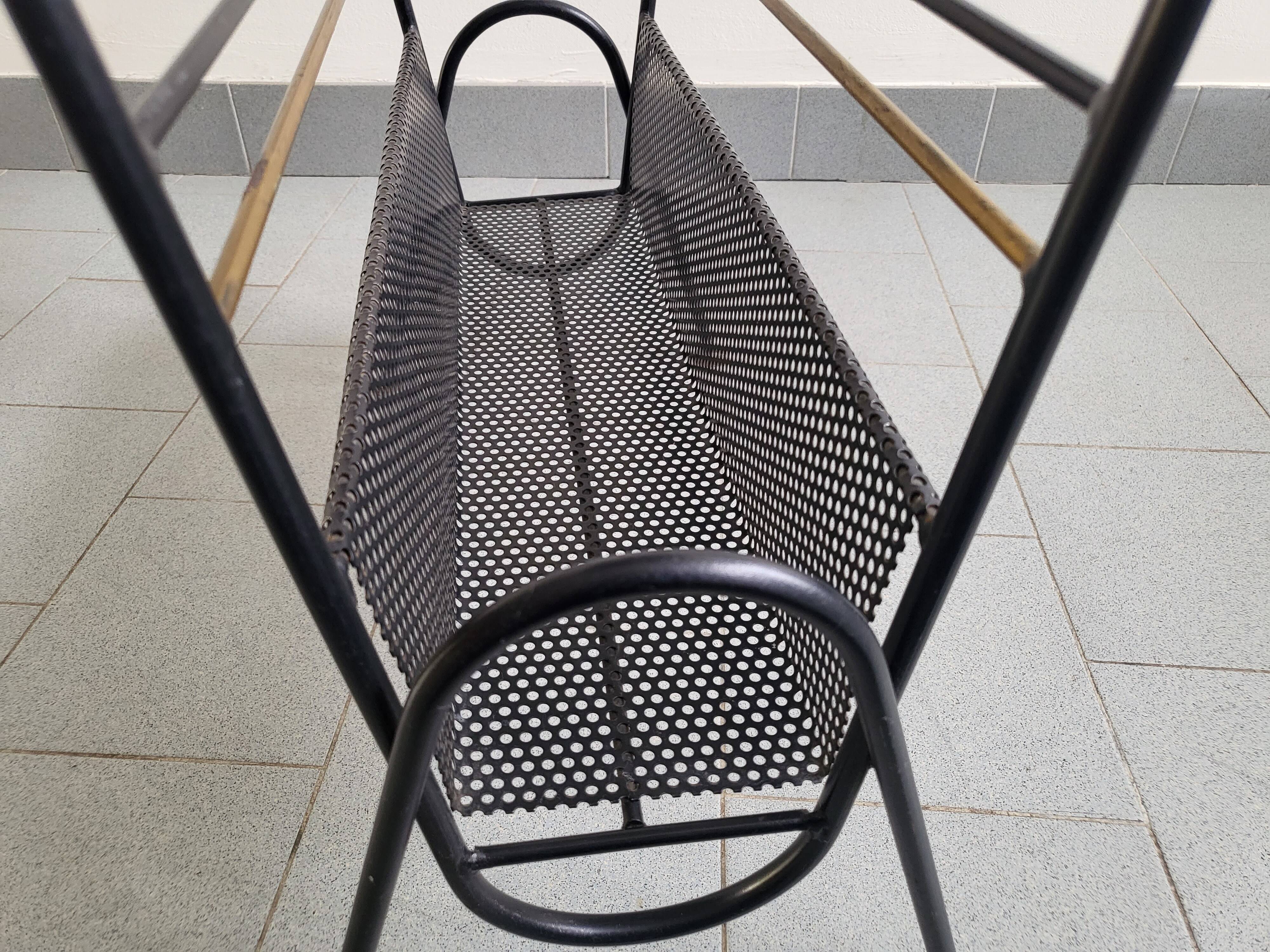 Table d'appoint porte-revues vintage 1950