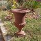Vase Médicis en Fonte, 46 cm X 33 cm.