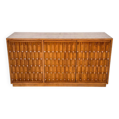 Buffet brutaliste contemporain, Italie