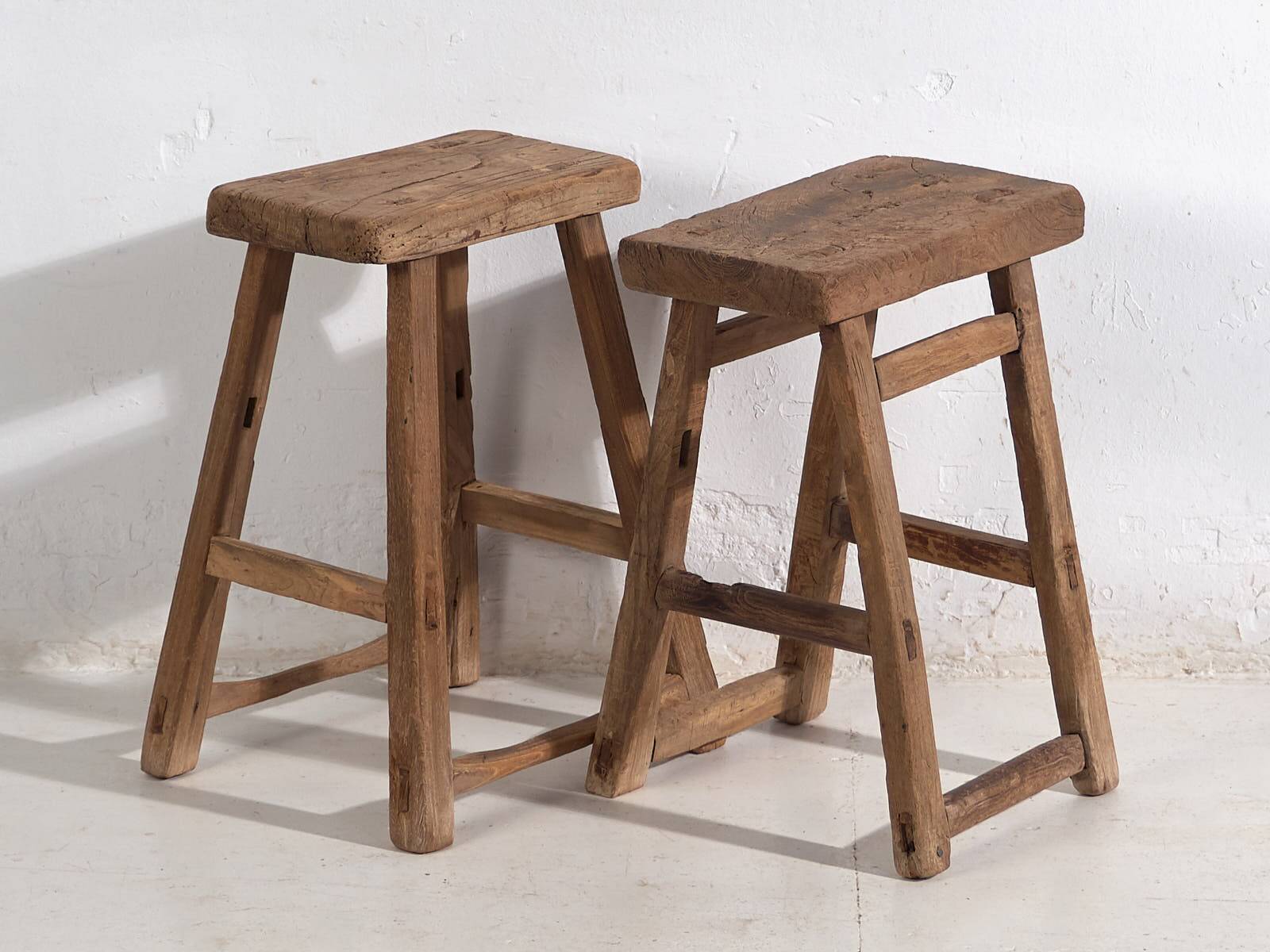 Ensemble de tabourets anciens (vers 1900). Ensemble de 2 pièces n°5