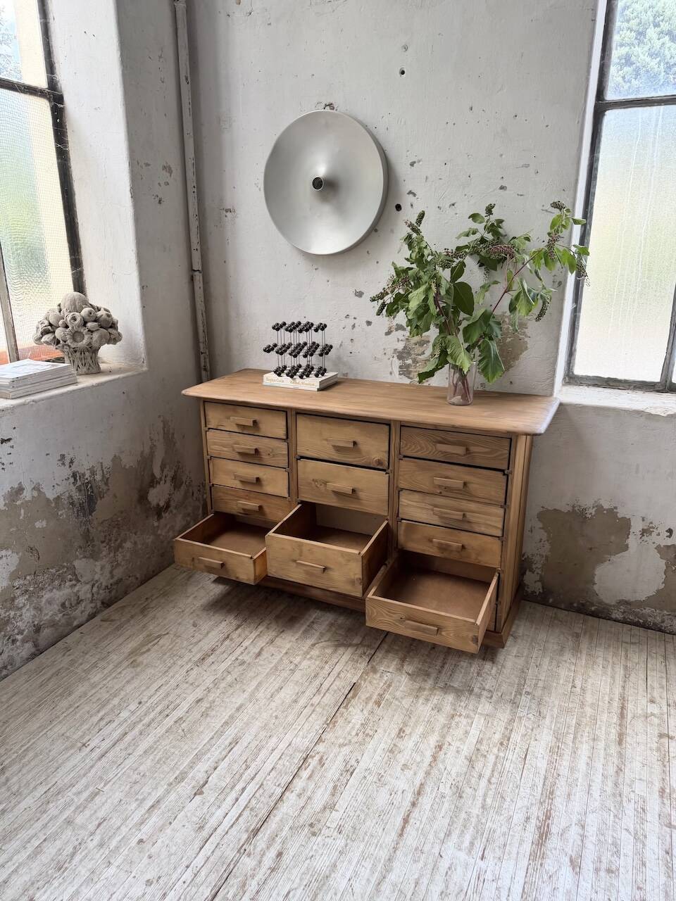Meuble de métier en pin 1950