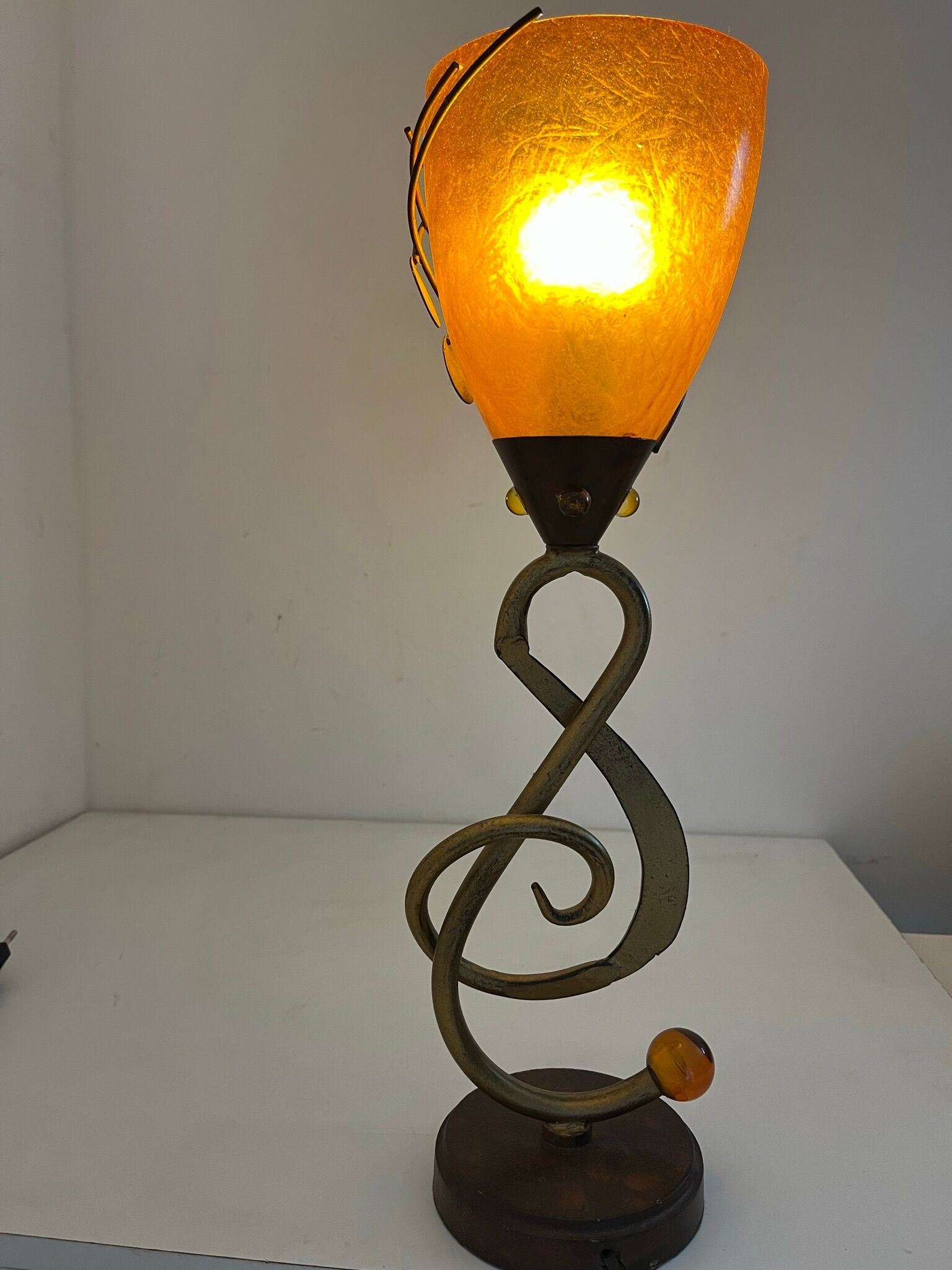Pair of vintage musical note table lamps