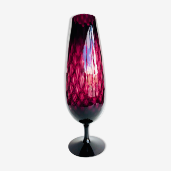 Vase en verre soufflé de couleur lie de vin italien Empoli 1960