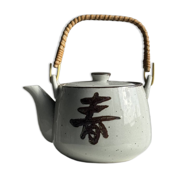 Petite théière asiatique en grès anse en rotin H11 D10