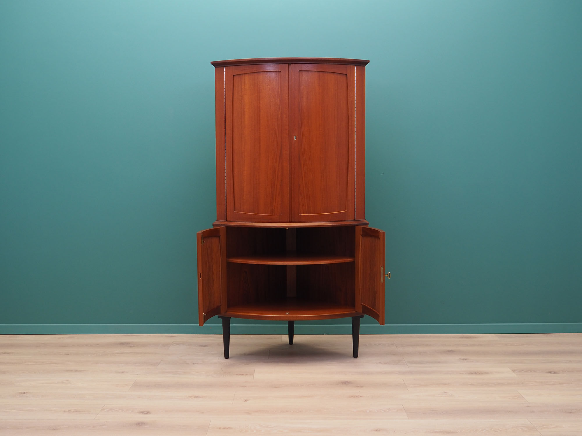 Mahogany corner cabinet, 1970s, Danish design, production: Denmark