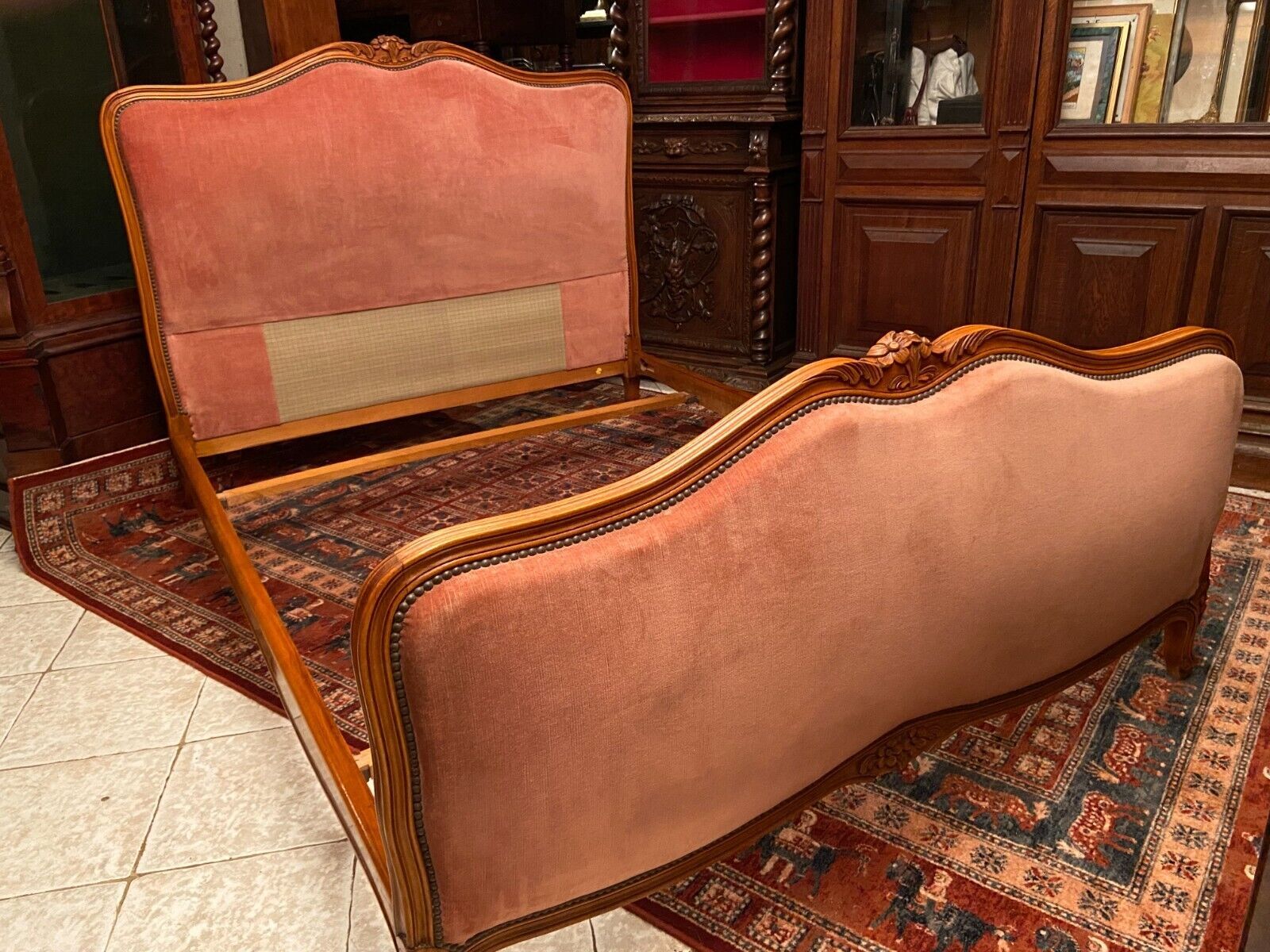 Bed in cherry wood blond carved velvet pink style Louis XV for sleeping 190x140