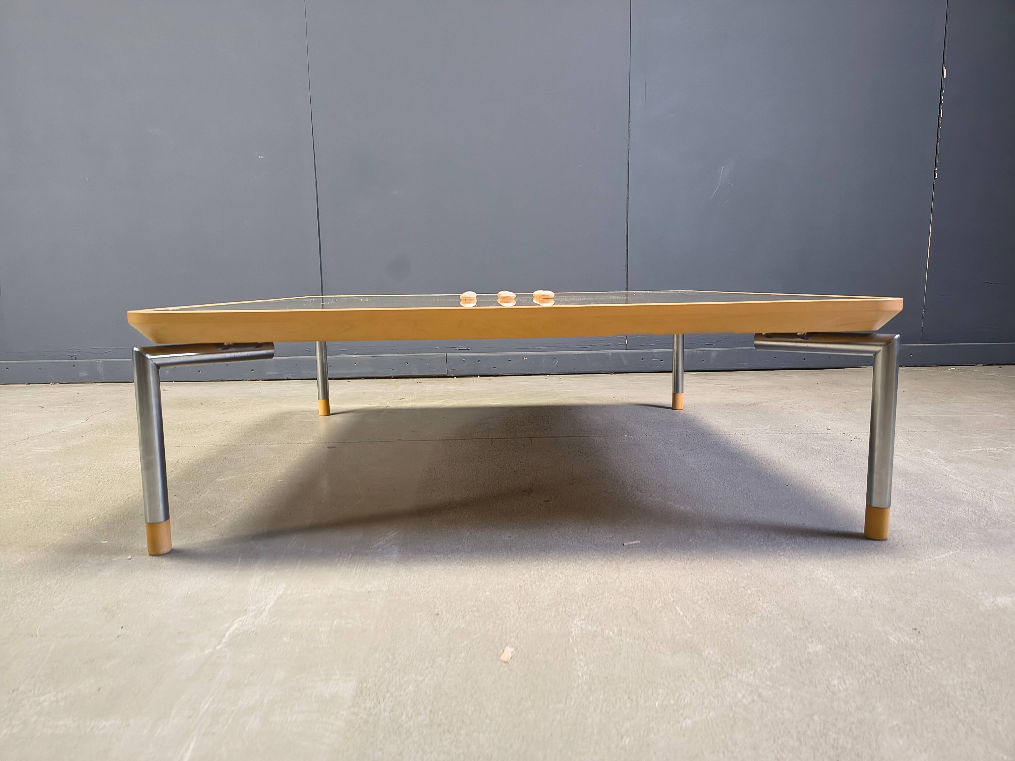 Table basse post-moderne en liège et en verre, années 1980