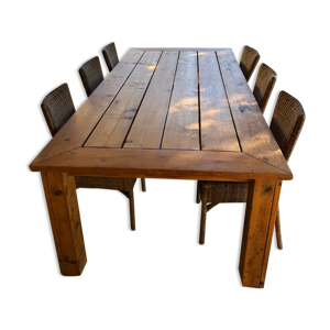 Table bois massif XXL - chaises rotin