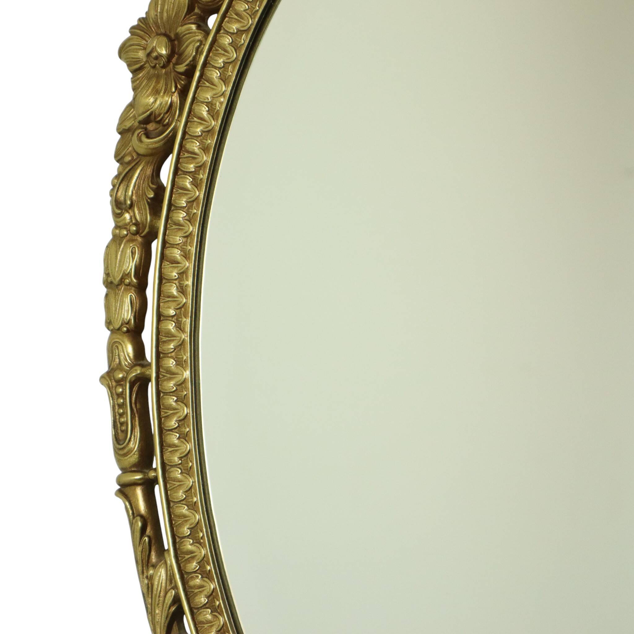 Miroir en laiton français à crête dorée style baroque Louis XV des années 1950