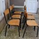 6 chaises d'école en métal noir et bois