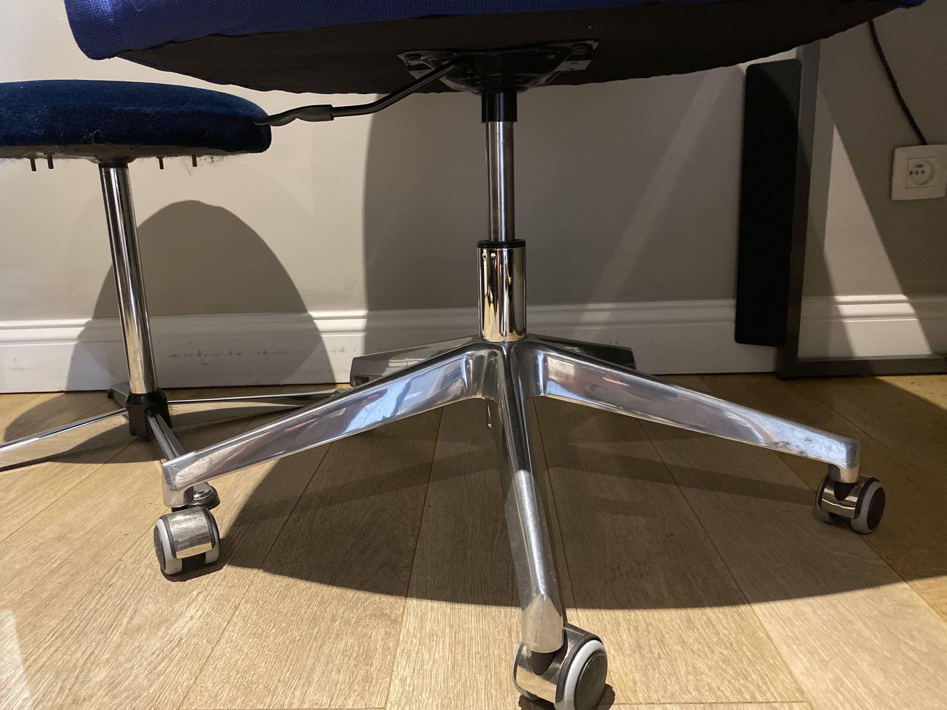 Designer office chair