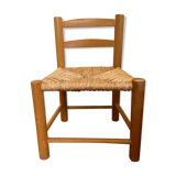 Vintage children's chair in wood and straw