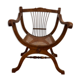 Wooden yuyu armchair