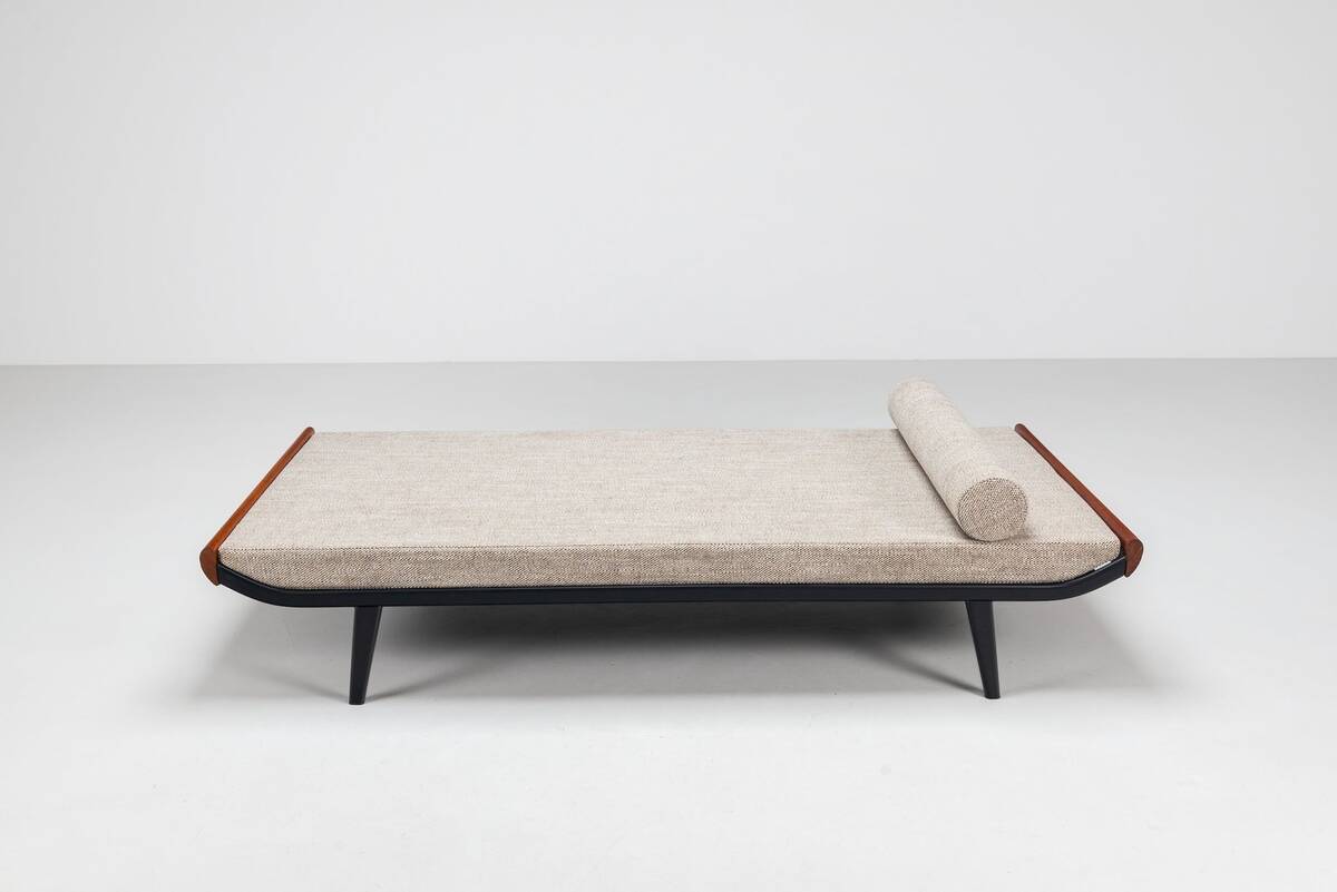 Dick Cordemeijer Cleopatra daybed for Auping in melange fabric The Netherlands 1954