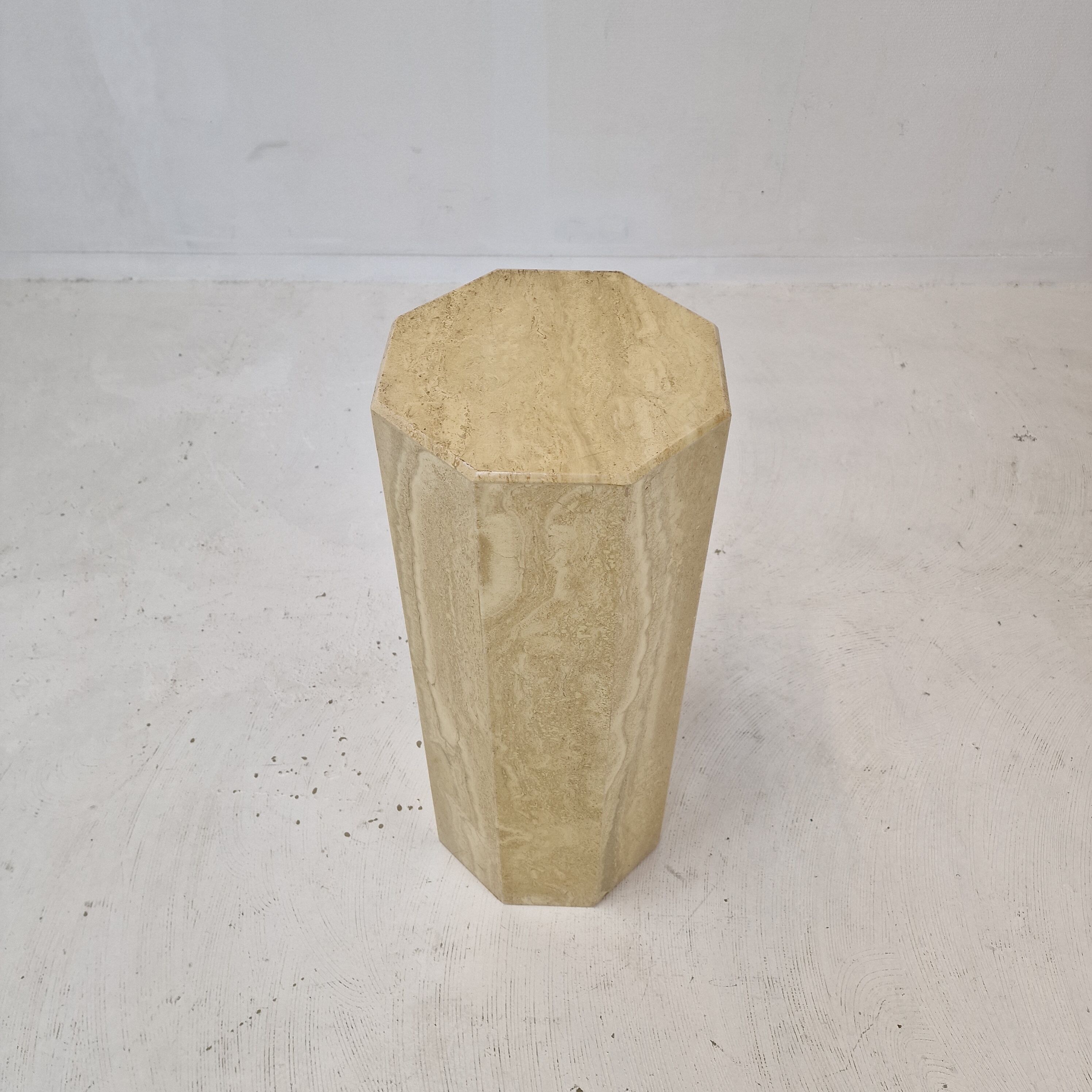 Italian travertine side table or pedestal, 1980's