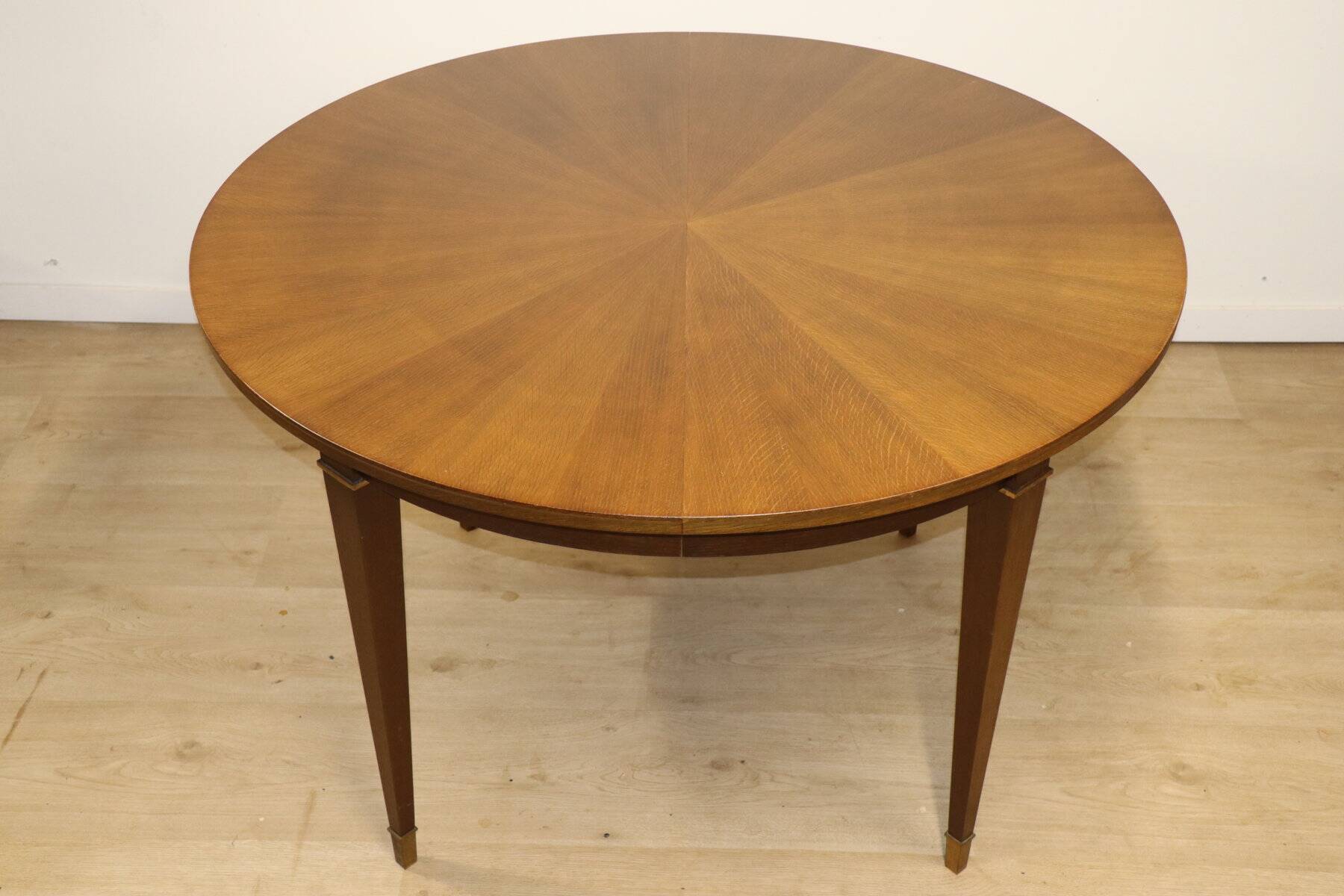 Neo-Classical style mahogany dining table, Art Deco period, 1940