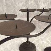 Paire de pique cierge porte bougies chandeliers candélabres bougeoirs fonte