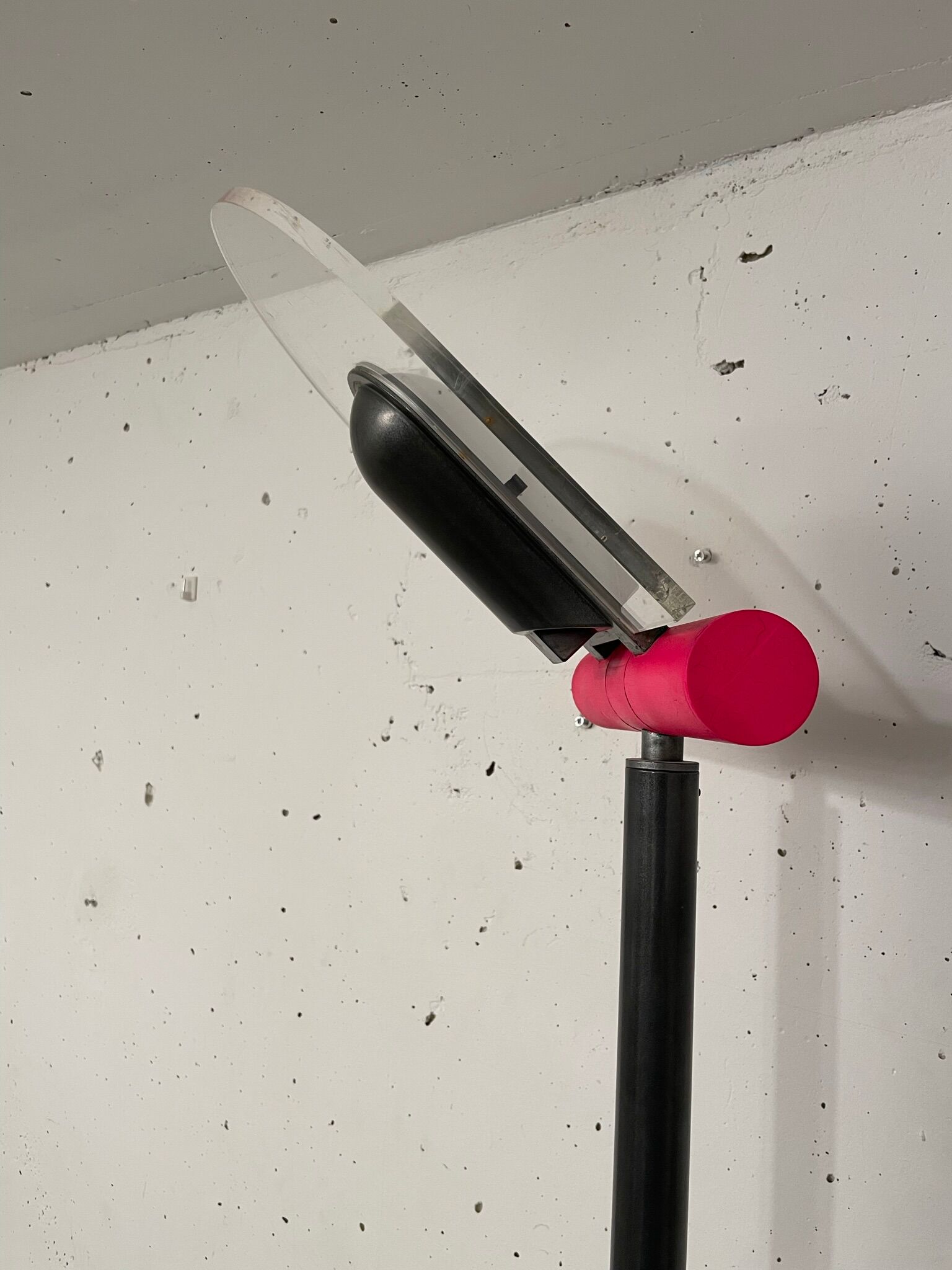 Postmodern floor lamp Bilumen, flap model, 1980