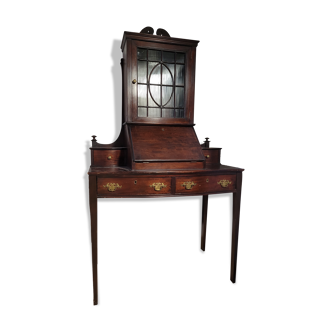 Late 19th century North American style tiered desk