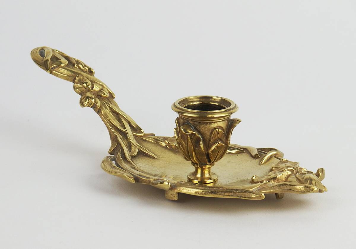 Art Nouveau candle holder in bronze by A Vogt