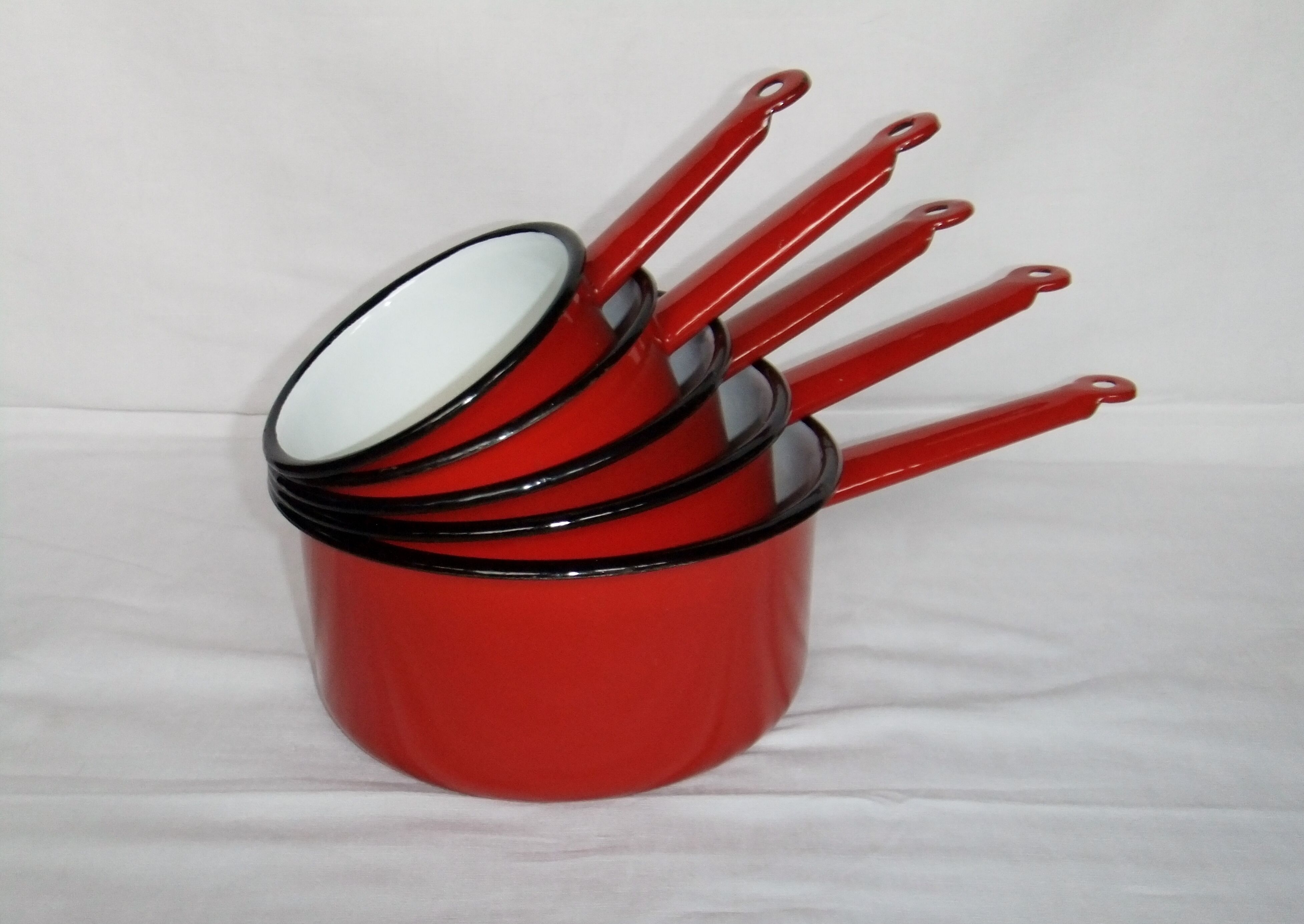 Red enamelled sheet metal pans