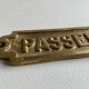 Plaque en laiton doré "Passengers"